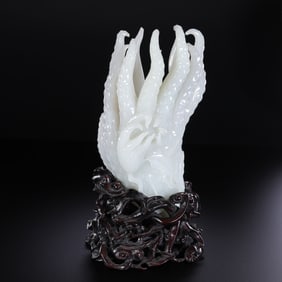 A Chinese Qing Dynasty Hetian white jade Buddha hand ornament