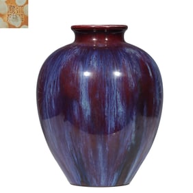 Chinese kiln-fired glaze jar from the Qianlong period of the Qing Dynasty