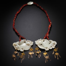 Chinese Liao Dynasty Hetian jade necklace