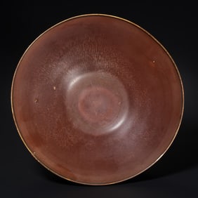 Chinese Song Dynasty red glaze flower-mouthed bowl