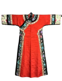 Chinese Qing Dynasty red jacquard satin cloak with "flower and butterfly" pattern