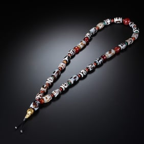 Pure Dzi Bead Necklace from the Tang Dynasty, China