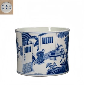 Chinese Qing Dynasty Kangxi period blue and white figure story brush holder