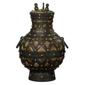 Chinese Warring States Period gold, silver and jade inlaid double-ring ear lid pot