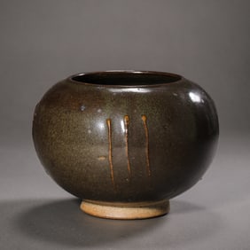 Chinese Northern Song Dynasty Cizhou kiln black glaze line jar