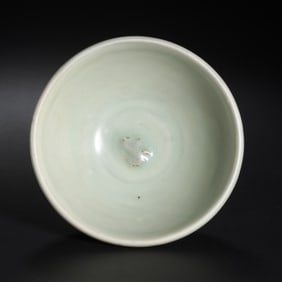 Yaozhou kiln moon-white glaze small bowl, late Tang and Five Dynasties period, China
