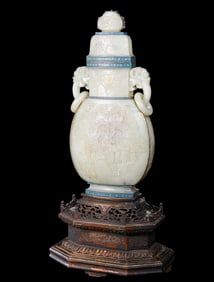Chinese Qing Dynasty Hetian white jade double-ring ear cover vase