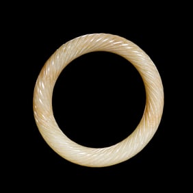 Chinese Han Dynasty Jade Bracelet