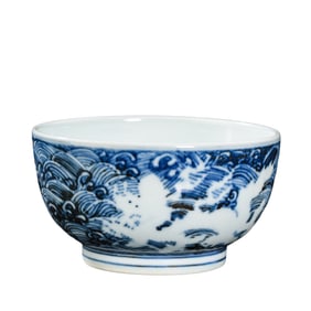 Blue and white dragon-patterned bowl from the Xuande period of the Ming Dynasty, China