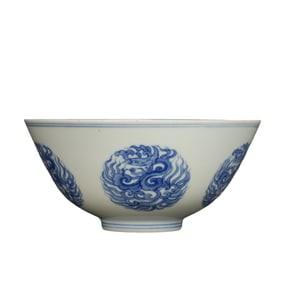 China Ming Chenghua period blue and white bowl with phoenix pattern
