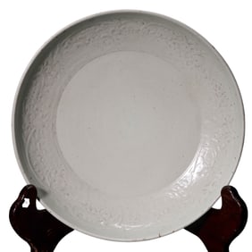 Chinese Ming Dynasty sweet white glaze large plate