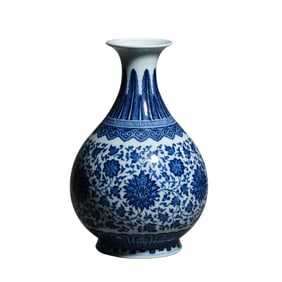 Chinese Qing Dynasty Qianlong blue and white lotus pattern jade vase