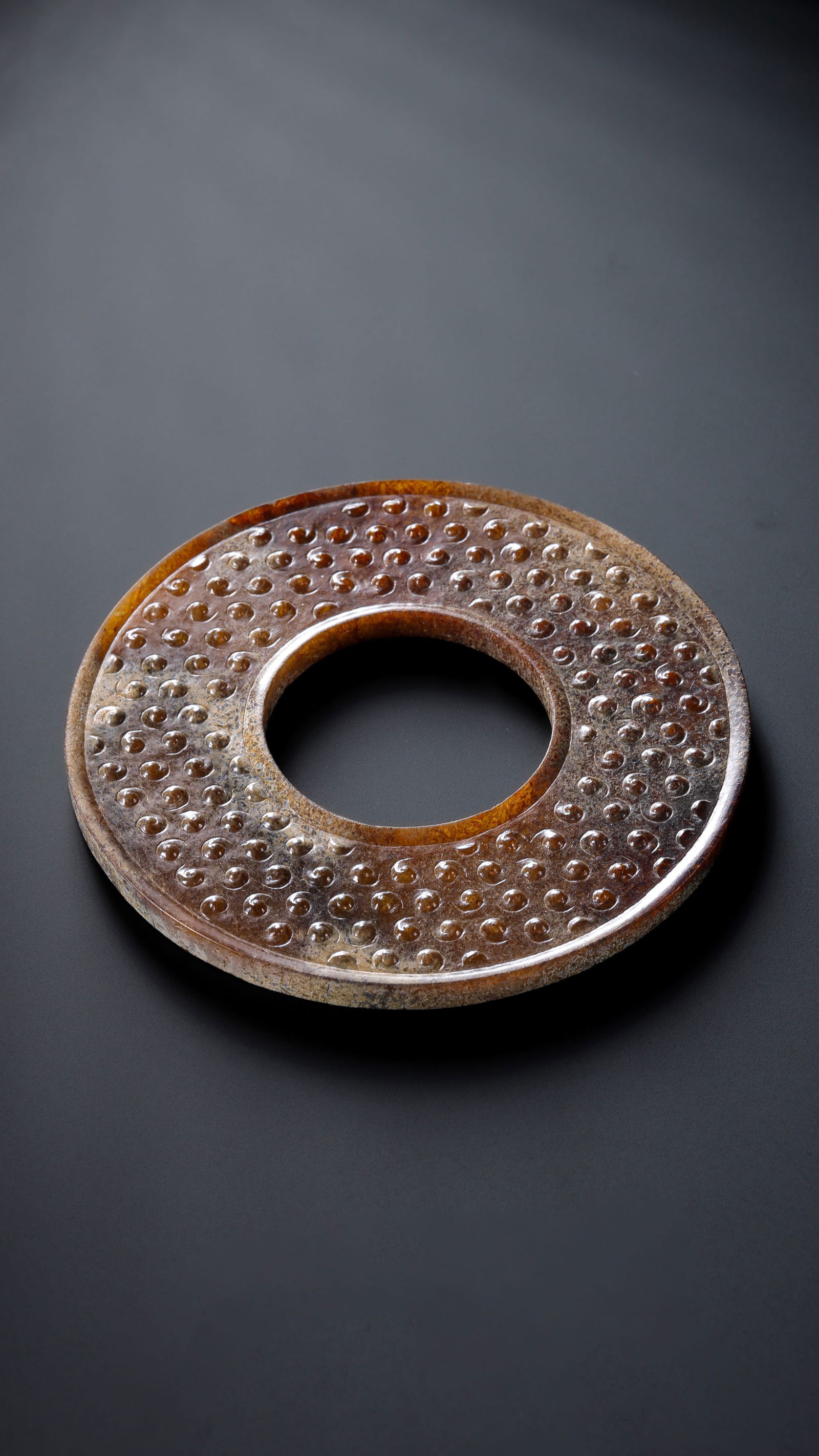 Hetian Jade Bi Disc with Grain Pattern, Warring States Period (1 of 12)