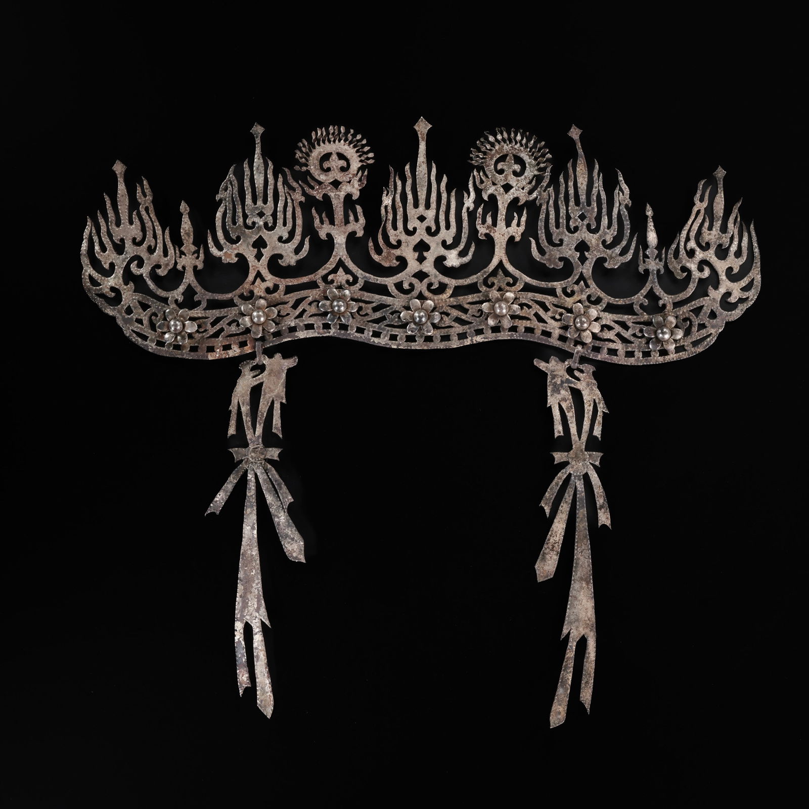 Silver Crown, Silla Kingdom, Korea (1 of 15)