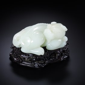 White Jade Recumbent Lion, Hetian Jade, Qing Dynasty