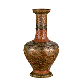 Gilt-Decorated Red-Ground Vase with Cloud Motifs, Qianlong Period