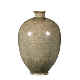 Carved Celadon Vase, Song Dynasty