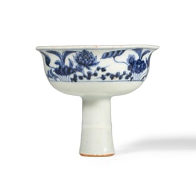 Yuan Dynasty Blue and White Stem Cup with Lotus Pond and Mandarin Ducks Design