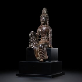 Bronze Seated Guanyin Bodhisattva, Kingdom of Dali