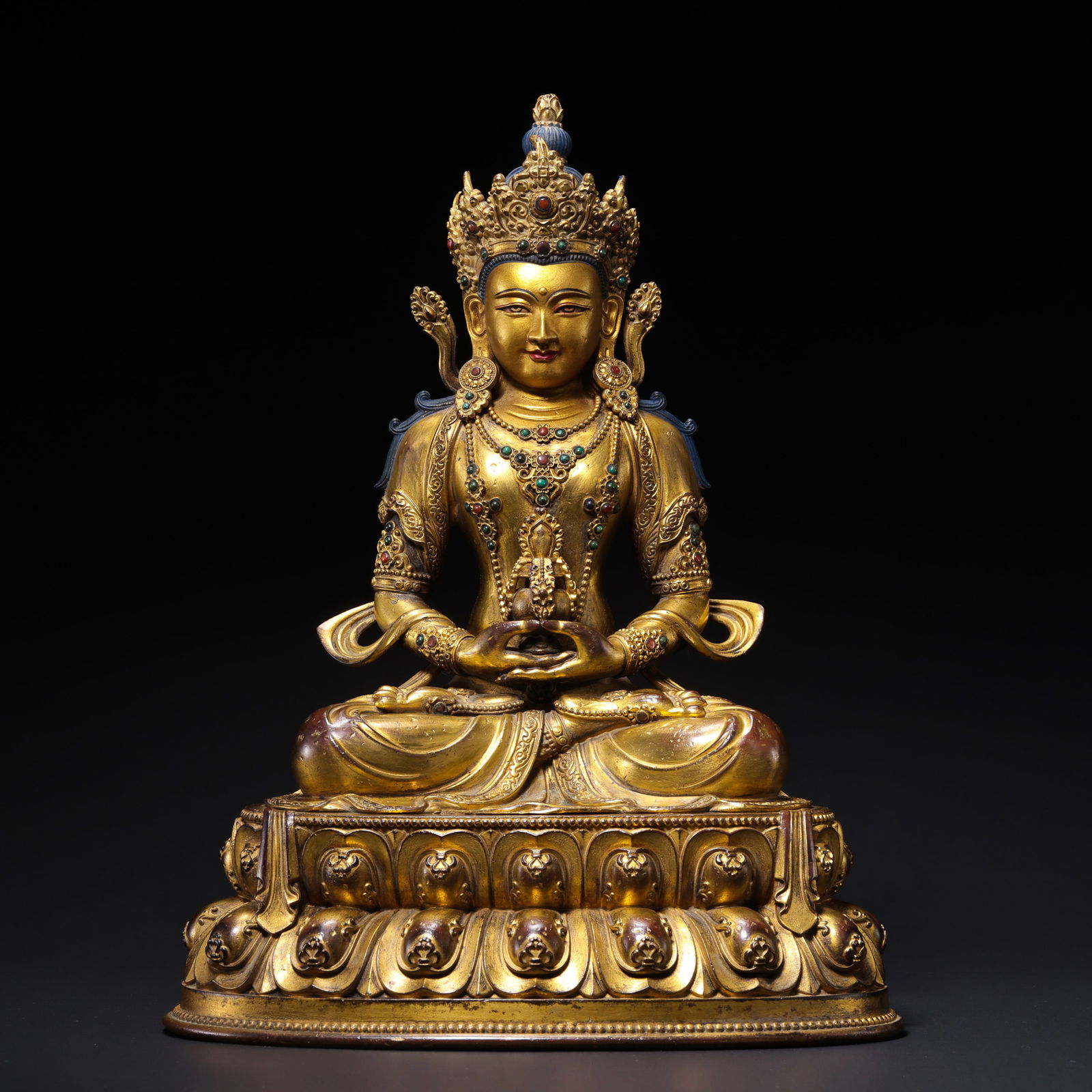 16th Century Tibetan Gilt Bronze Seated Buddha (1 of 10)
