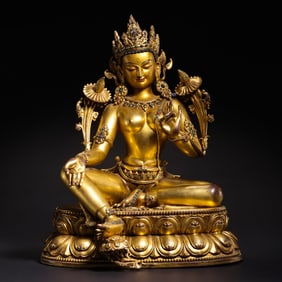 16th Century Tibetan Gilt Bronze Seated Buddha