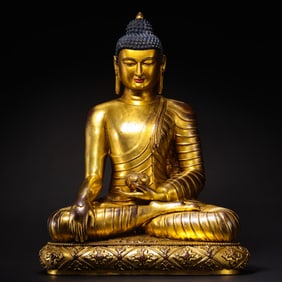 16th Century Tibetan Gilt Bronze Seated Buddha