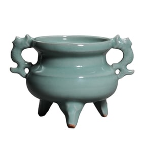 Song Dynasty Longquan Celadon Tripod Censer with Double Handles