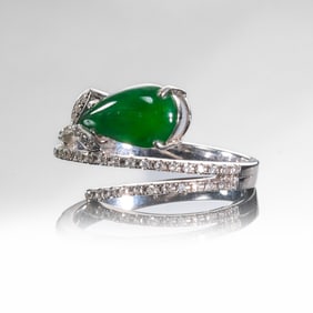 Pear-shaped Jadeite and Diamond Ring