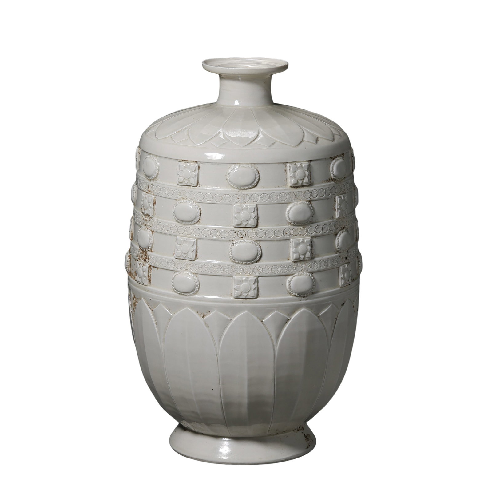 Five Dynasties Ding Ware White-Glazed Molded Vase (1 of 12)