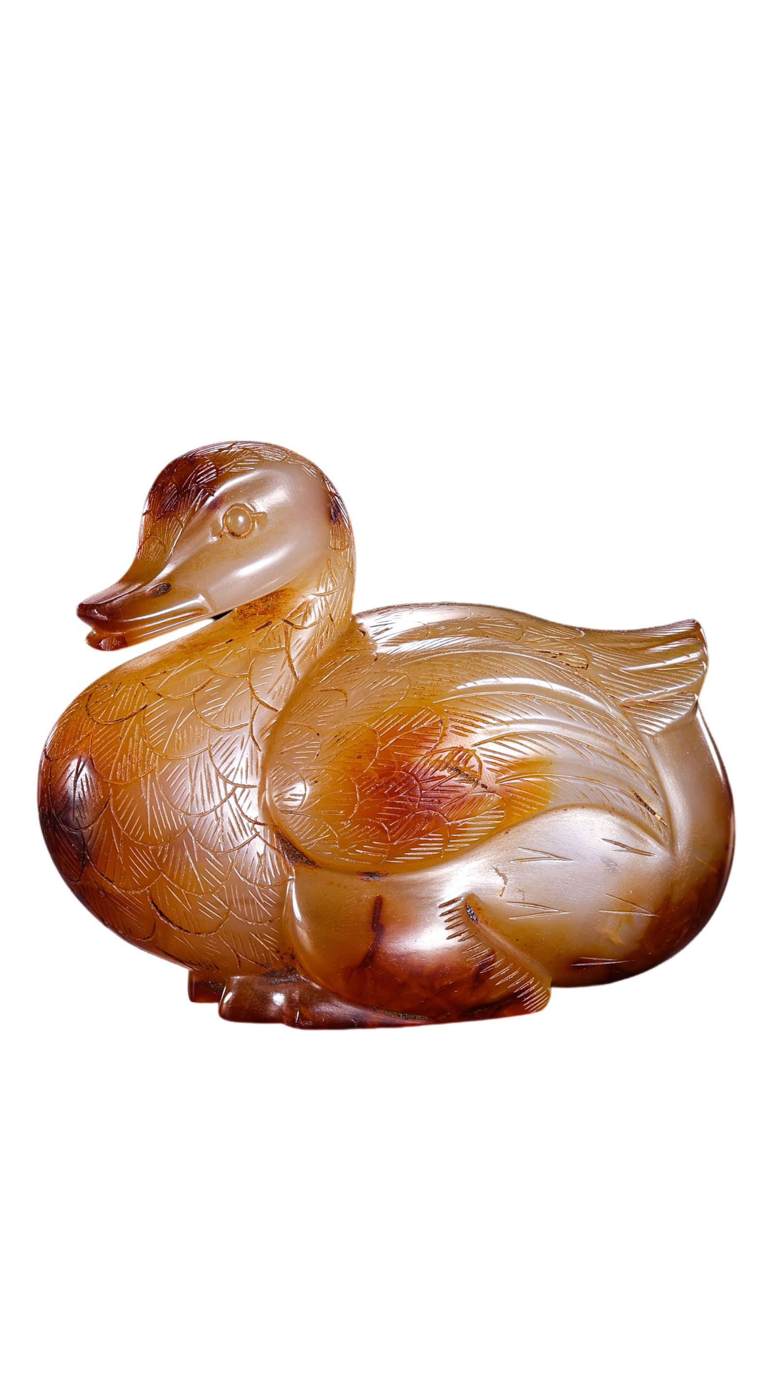 Carved Agate Recumbent Duck, Tang Dynasty: approx. 10 cm (3.9 in), Height: approx. 7.5 cm (3.0 in), Weight: approx. 414 g, 7th–9th CenturyCondition & Provenance:?In good overall condition. The agate is finely textured with natural banding an