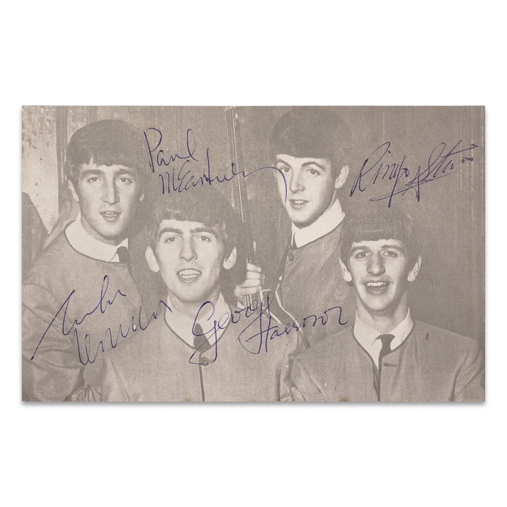 THE BEATLES FULLY SIGNED OFFICIAL POSTCARD (1 of 2)