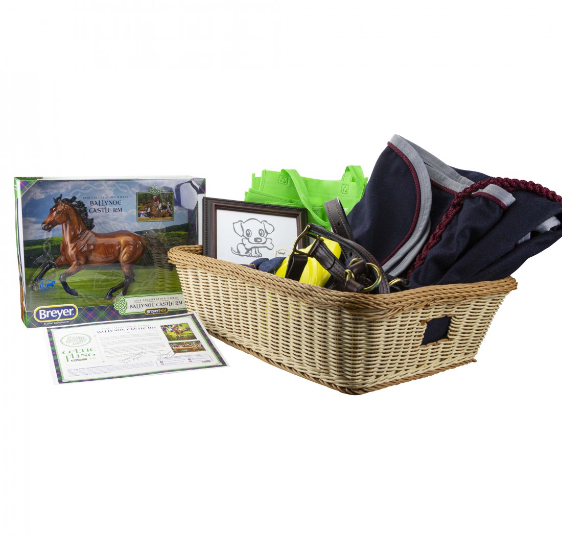 Ballynoe Castle RM Gift Basket Lot - Breyer Horses (1 of 1)