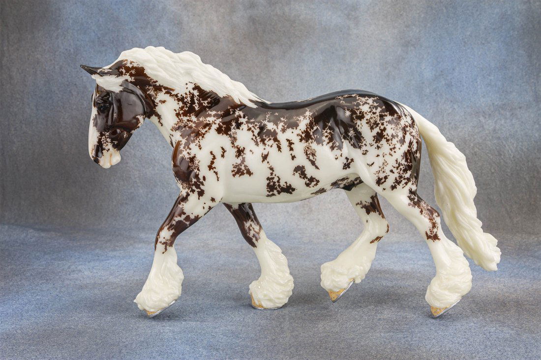 Glossy Custom Etched Shire Breyer Horse Model (1 of 1)