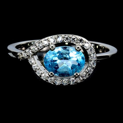 925 Sterling Silver Ring Oval Swiss Blue Topaz 7x5 (1 of 1)