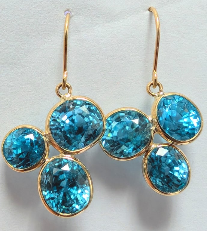 Appr $2800 10K Gold 2.38G Blue Zircon Approx 9.5ct (1 of 5)