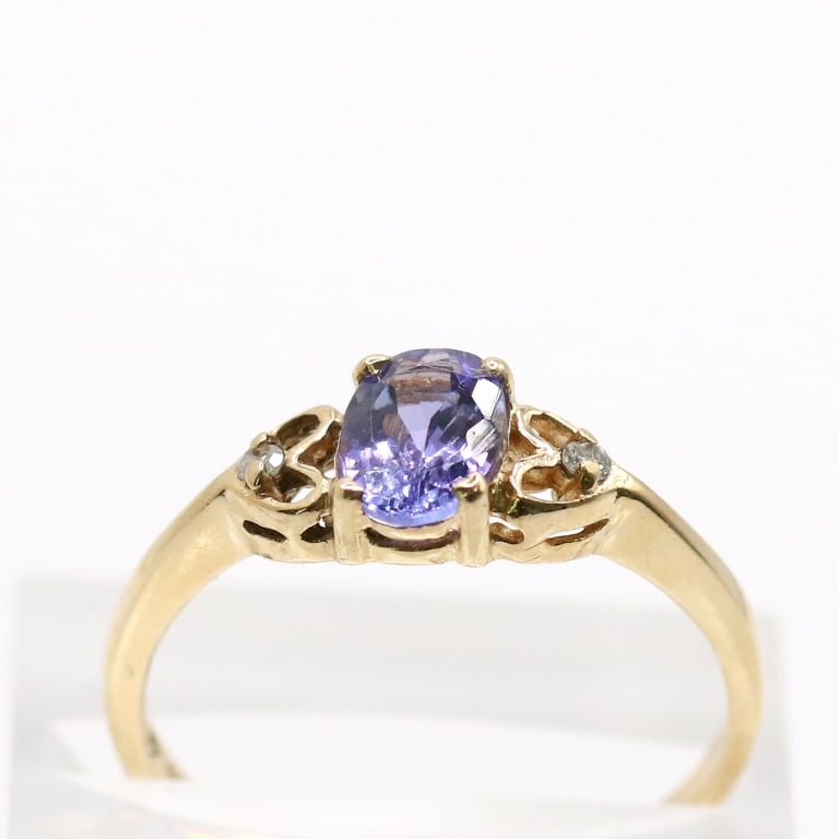 APPR $1800 Tanzanite 10Kt Gold Ring (1 of 4)