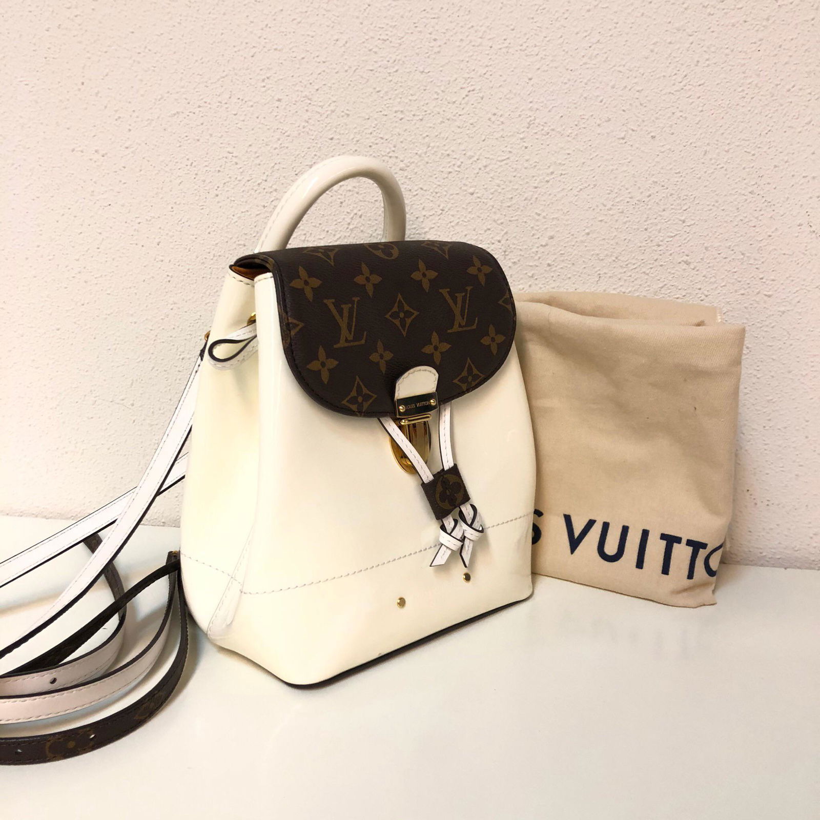 Louis Vuitton - Backpack, Hot springs, Coated canvas (1 of 10)