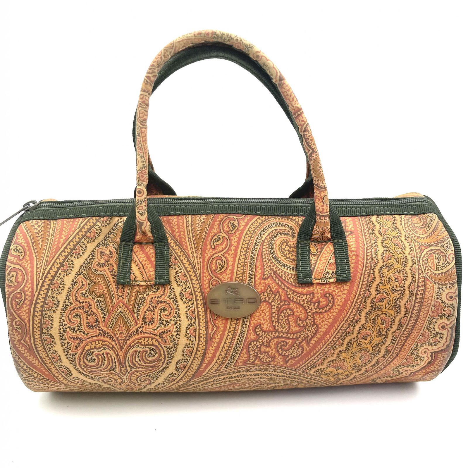 Etro Handbag, Paisley, Canvas: Grading INT/EXT: EXTERIOR GRADING: B EXTERIOR USE: Slight Evidence of use EXTERIOR ZIPPER: Runs well EXTERIOR CORNERS: Good Condition INTERIOR GRADING: B INTERIOR USE: Slight Evidence of use ODOR: No