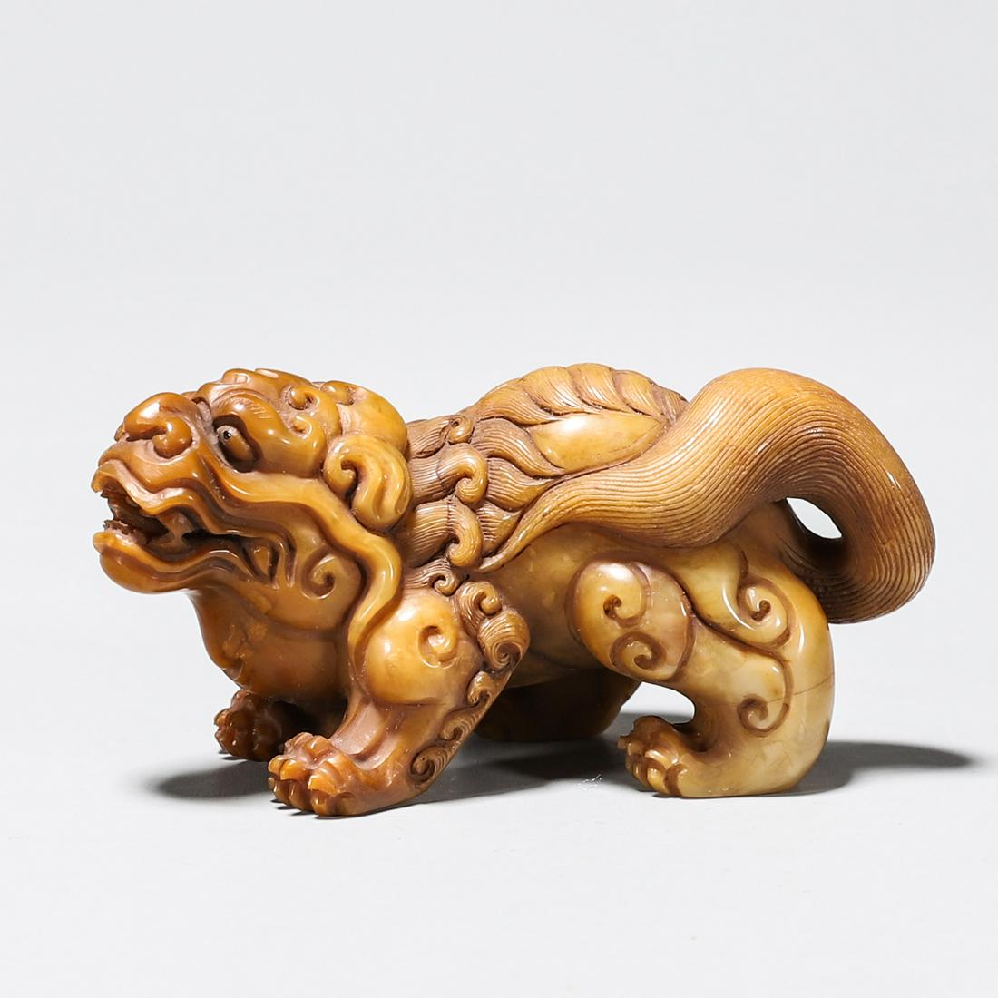 A Shoushan stone suanni ornament (1 of 7)