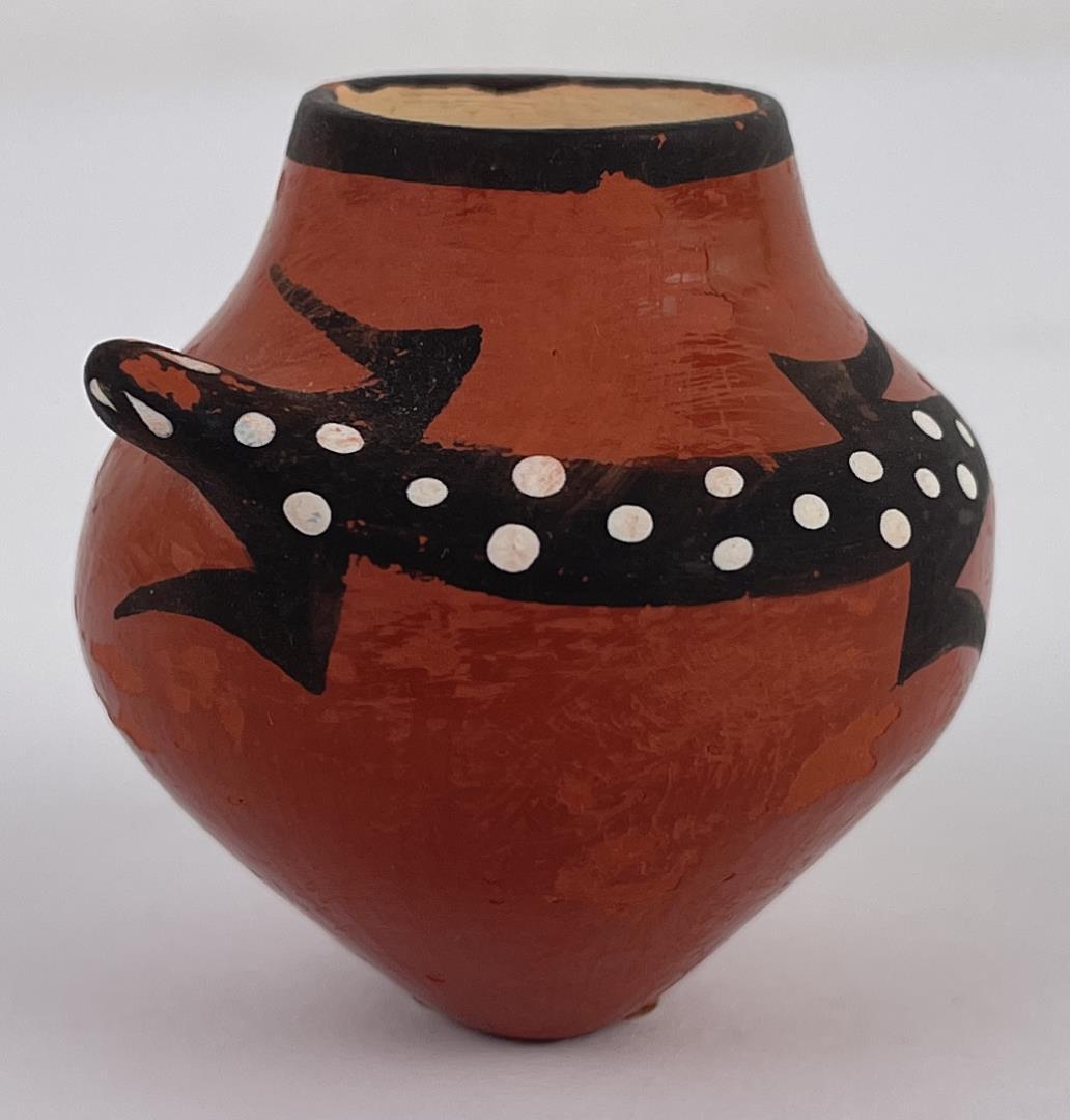 Zuni Native American Indian Seed Pot (1 of 6)