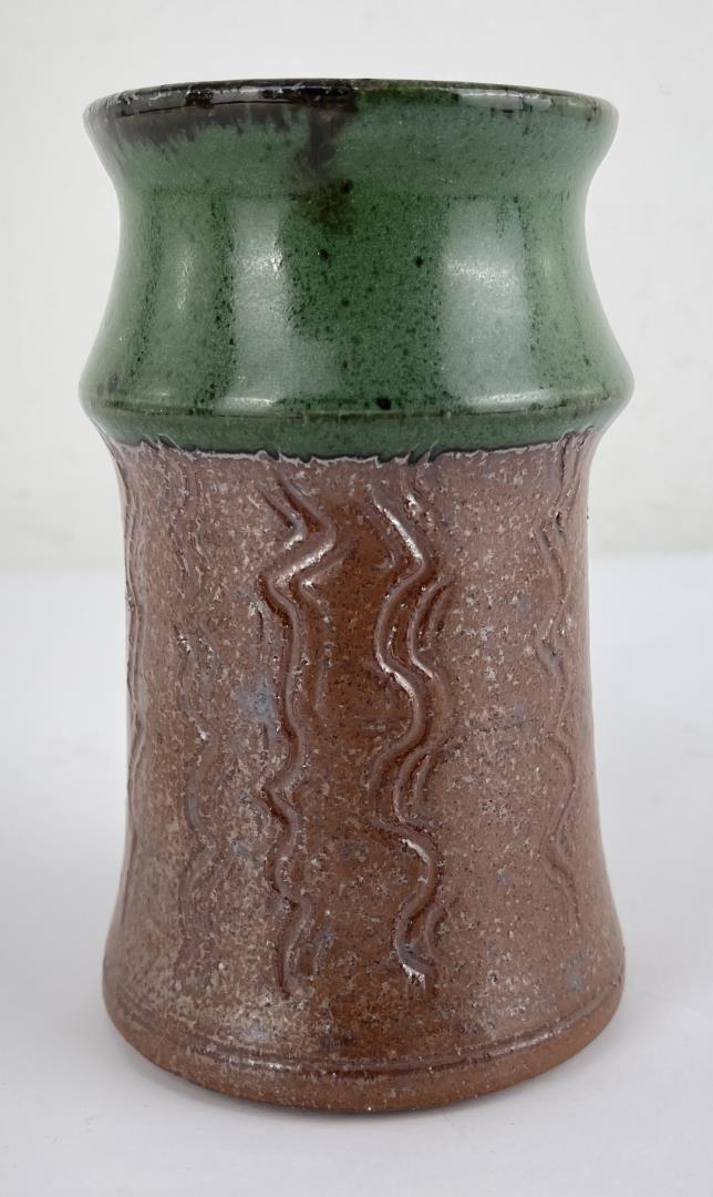 Robert Markle Studio Pottery Vase Montana (1 of 7)