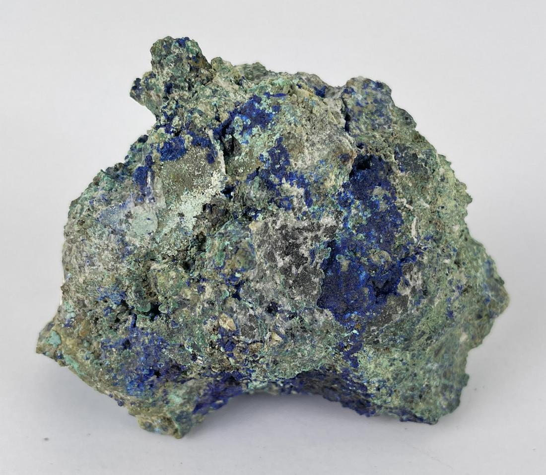 Azurite Malachite Trixie Mine Utah: Very nice mineral specimen. 314 grams, 3 5/8" long.