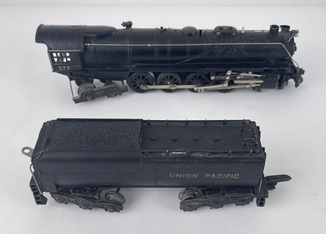 American Flyer 572 Union Pacific Engine and Tender: Very nice set.