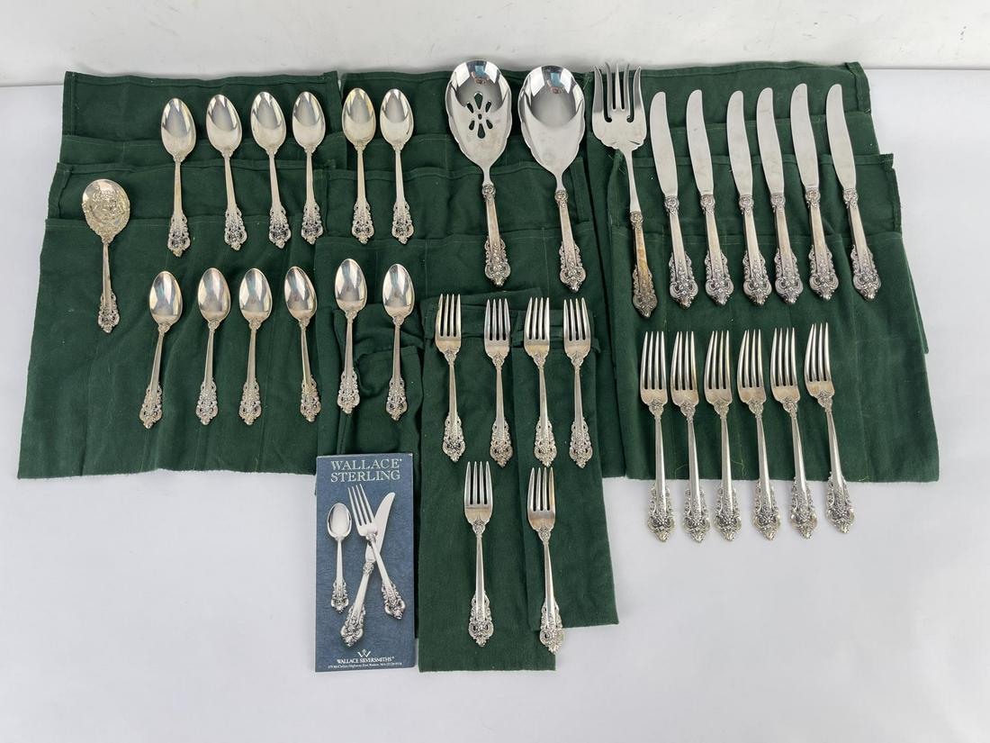 Wallace Grande Baroque Sterling Silver Flatware: Very nice set of sterling flatware. Pattern is Grande Baroque. Full setting for 6. 34 pieces in total. Non weighted piece weight is 1388 grams.