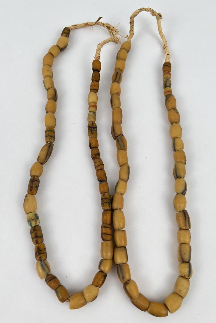 Antique Native American Indian Trade Beads (1 of 6)