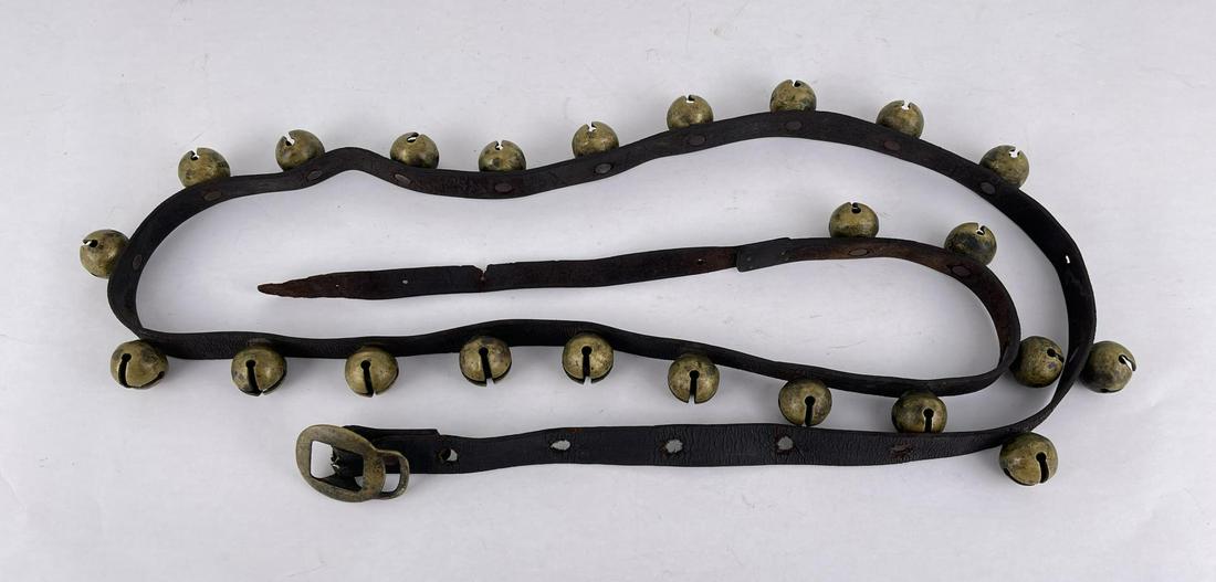 Antique Montana Bronze Sleigh Bells (1 of 8)