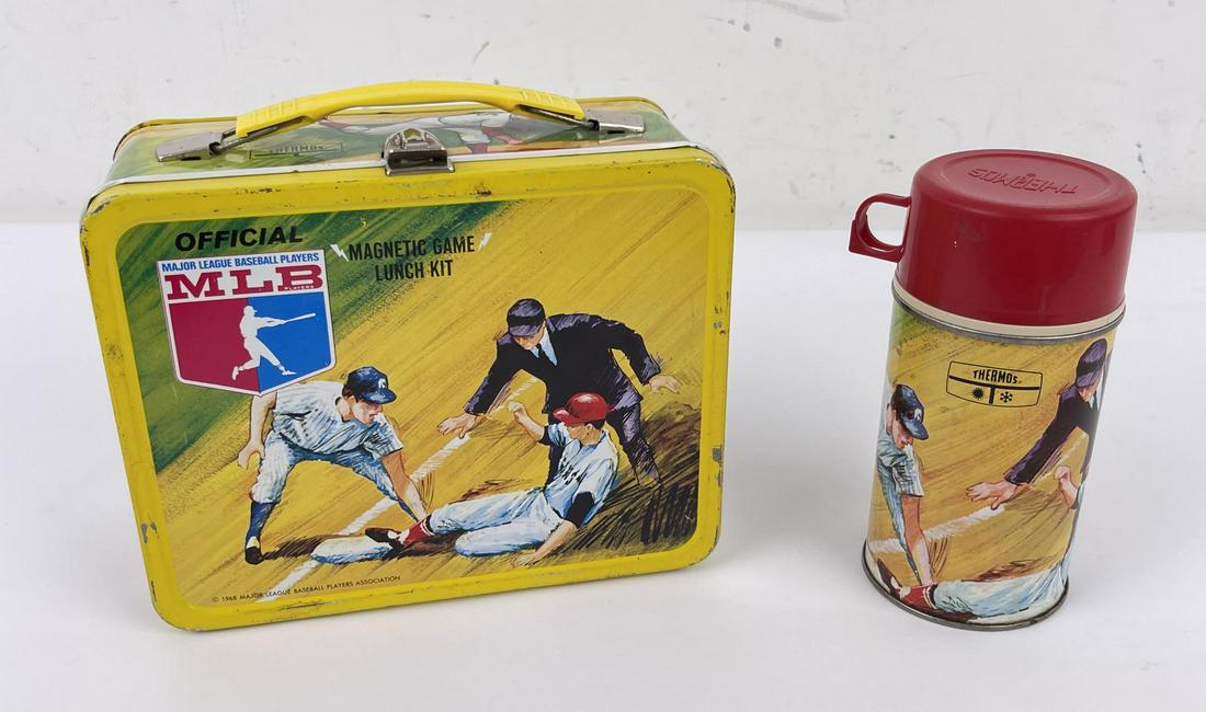Thermos MLB Baseball Lunch Box 1968: Very nice lunch box and thermos.