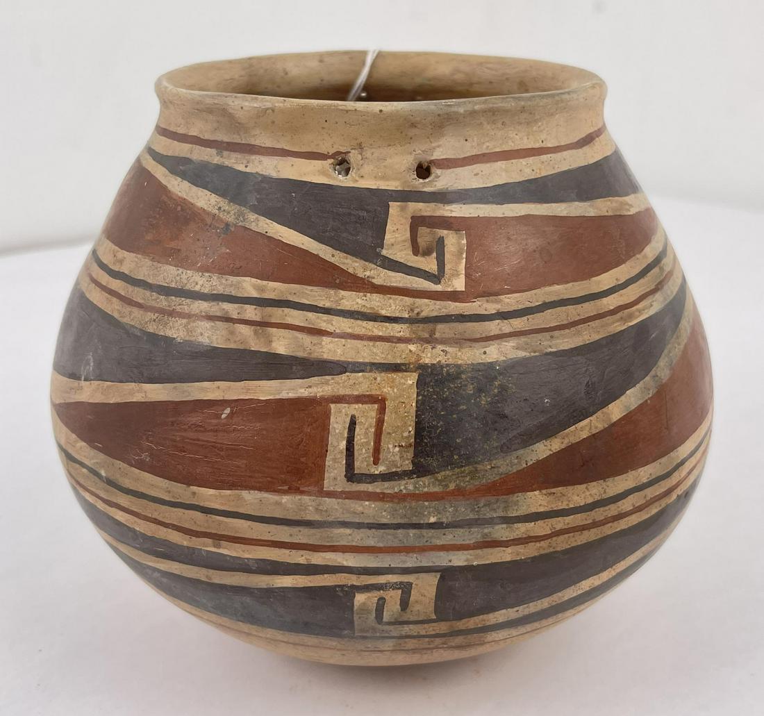 Antique Casas Grande Polychrome Gathering Pot (1 of 7)