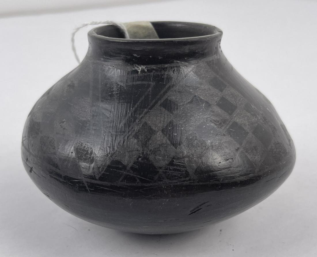 Mata Ortiz Pottery Pot Vase (1 of 7)