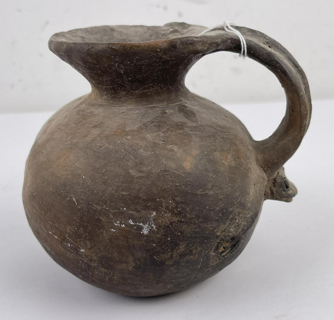 Ancient Mimbres Pottery Indian Pot Jug (1 of 6)
